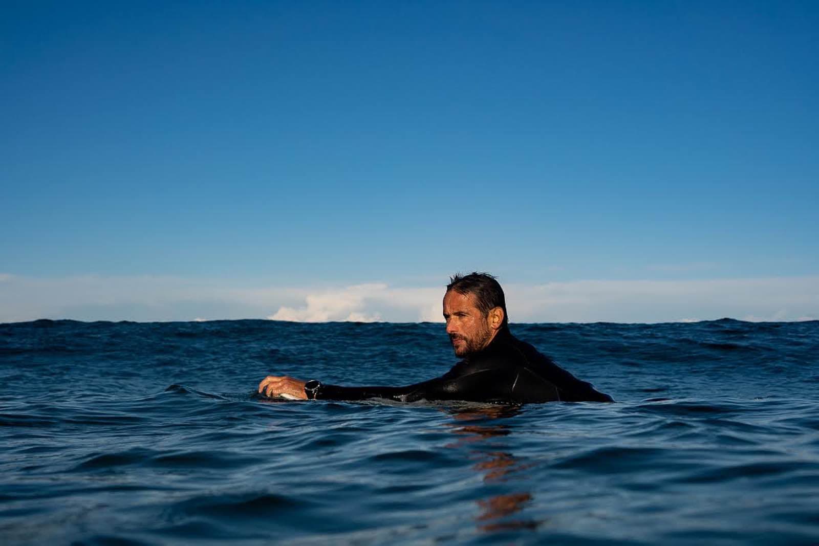 woman paddleboard header